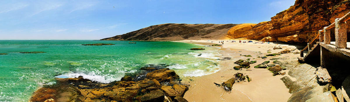 Playas en Perú: Guía para mochileros que buscan sol y mar