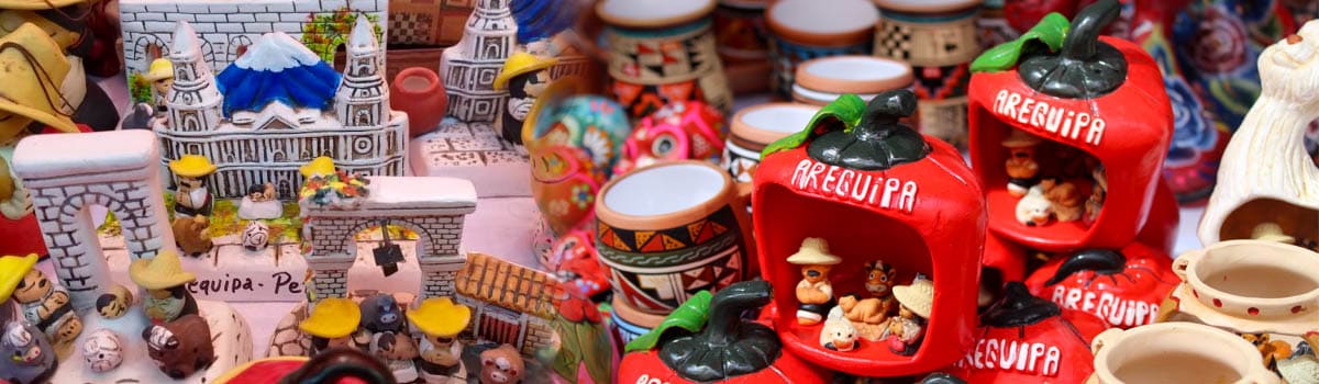 Mercados de artesanías en Arequipa: Dónde encontrar los mejores souvenirs